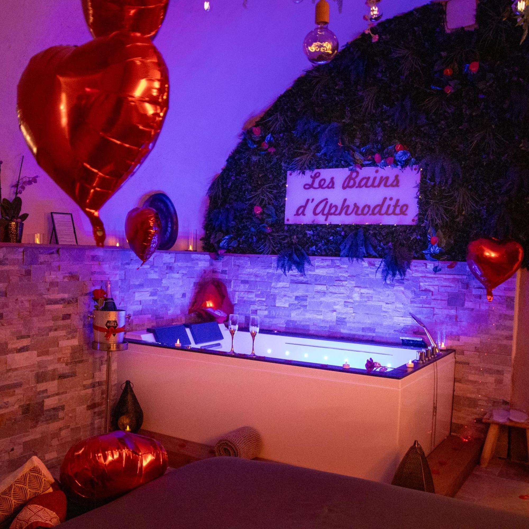 Les Bains D'Aphrodite, Suite Hammam & Spa Auriol Exterior foto